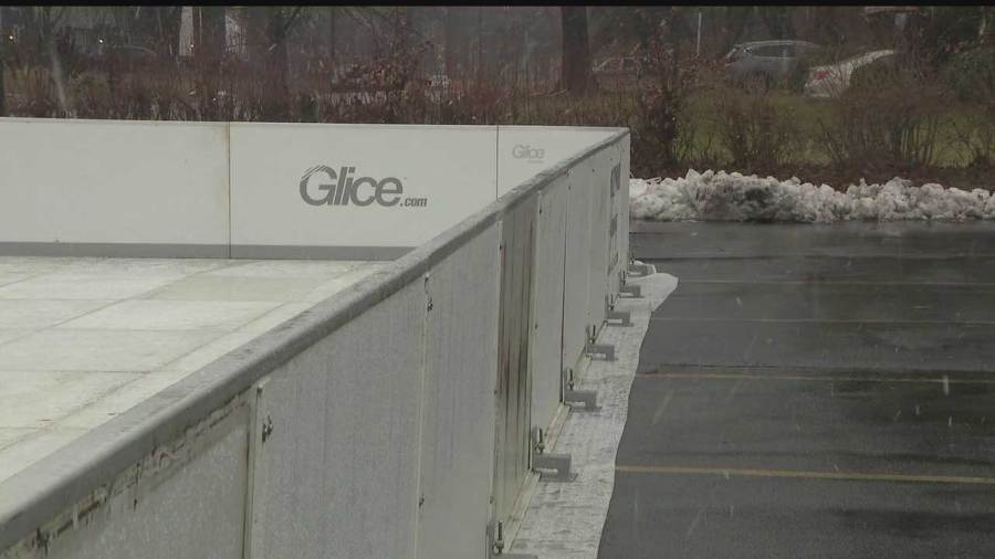 local-ice-rink-opens-for-christmas-week