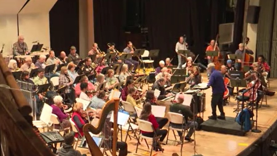 greenville-symphony-orchestra-unveils-festive-concert