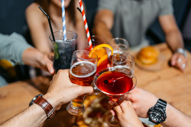 report:-americans-spent-$228-billion-on-alcohol-last-year.-where-did-adults-spend-the-most?