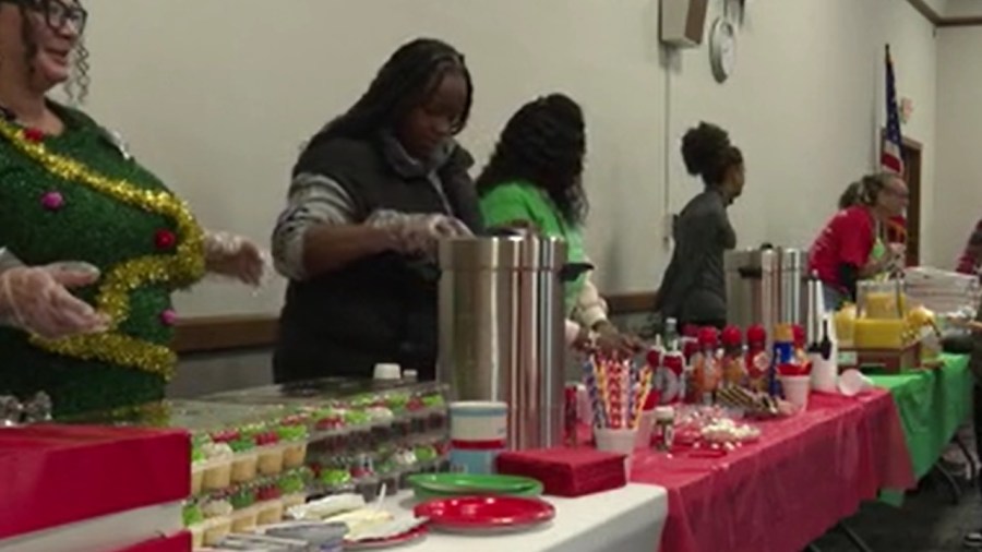 christmas-with-the-community-invites-families-for-holiday-food-and-fun