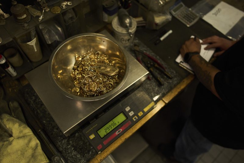 gold,-silver-prices-hit-new-highs-as-investors-seek-safe-haven-assets