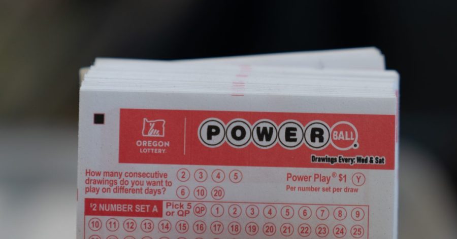 powerball-climbs-to-$1.7-billion,-players-from-ohio,-pa-win-$1-million