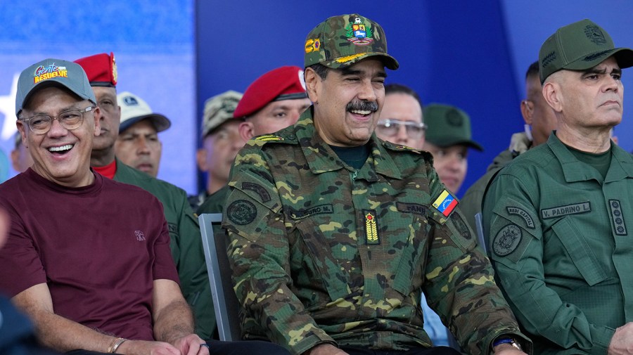 republicans-divided-on-whether-trump-should-topple-venezuela’s-maduro-with-military-force