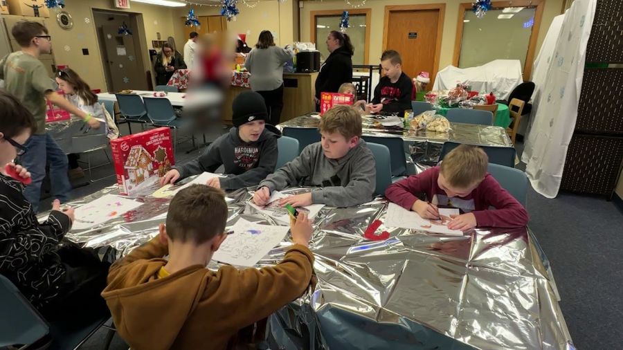 christmas-camp-helps-students-get-into-the-holiday-spirit