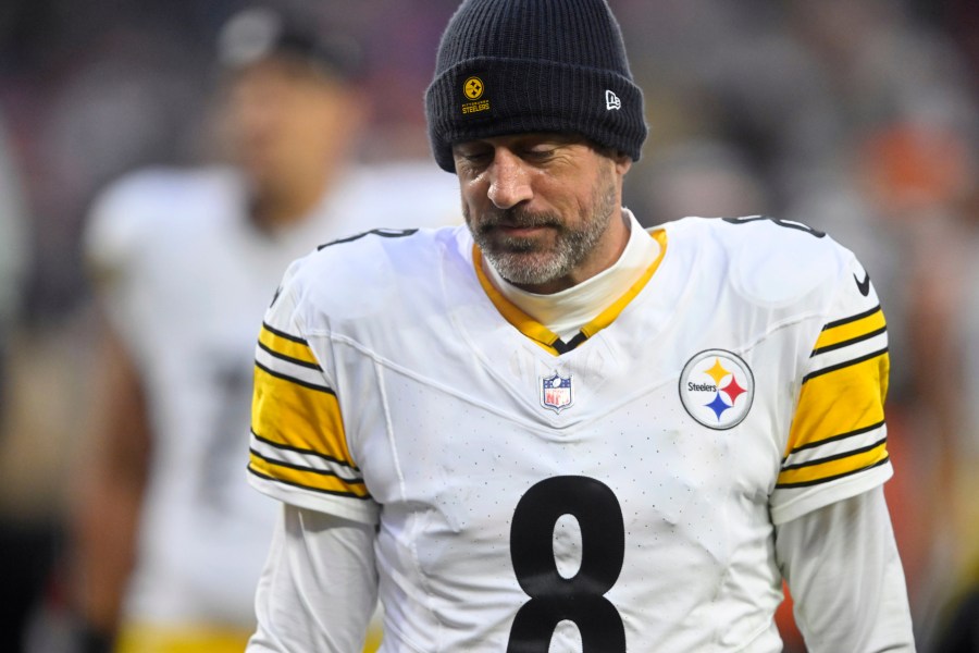 browns-prevent-steelers-from-clinching-afc-north