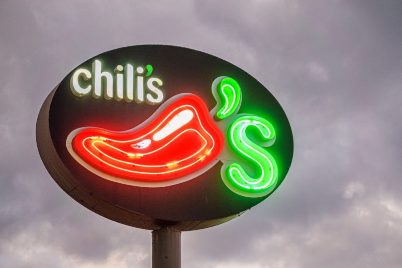 ‘stairway-to-heaven’-chili’s-is-closing-at-florida-airport.-what-is-it?