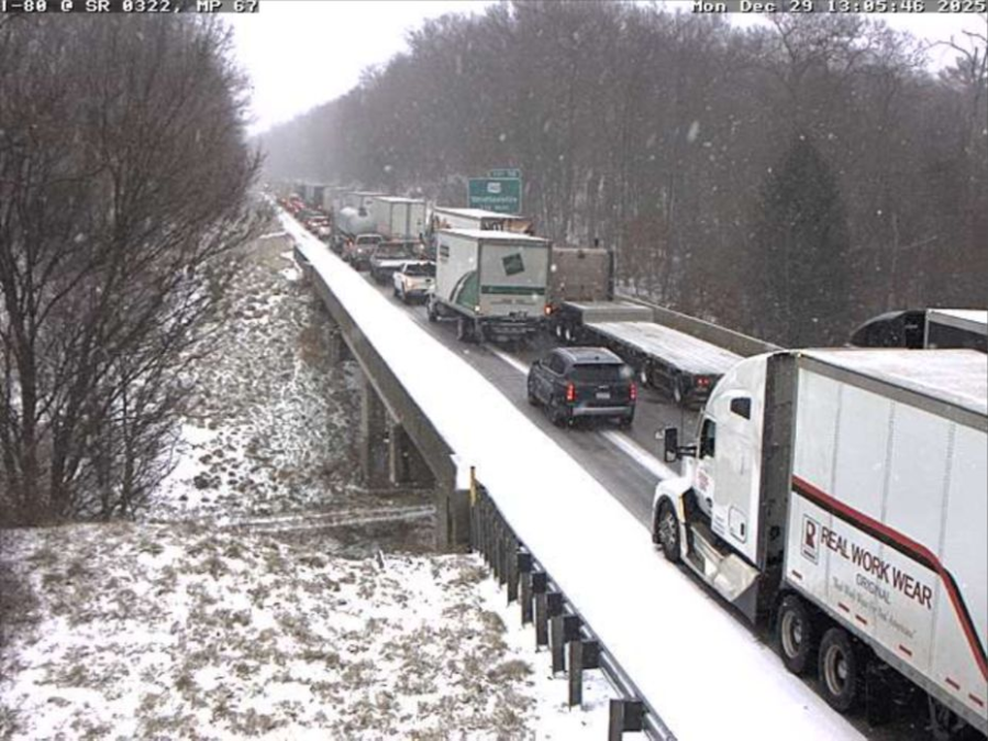 multi-vehicle-pile-up-closes-portion-of-i-80-eastbound