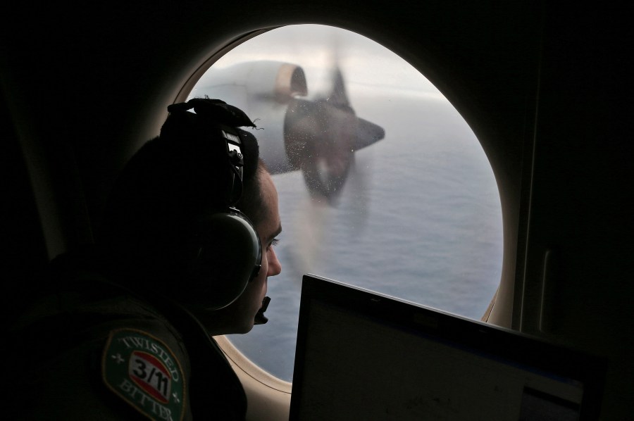 latest-deep-sea-search-for-missing-malaysia-airlines-flight-370-gets-underway