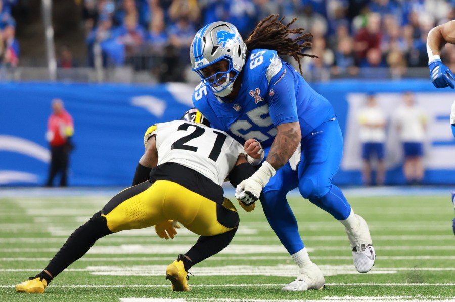 browns-sign-new-center-to-the-active-roster