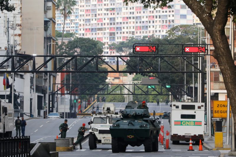 what-we-know-about-a-us-strike-that-captured-venezuela’s-maduro