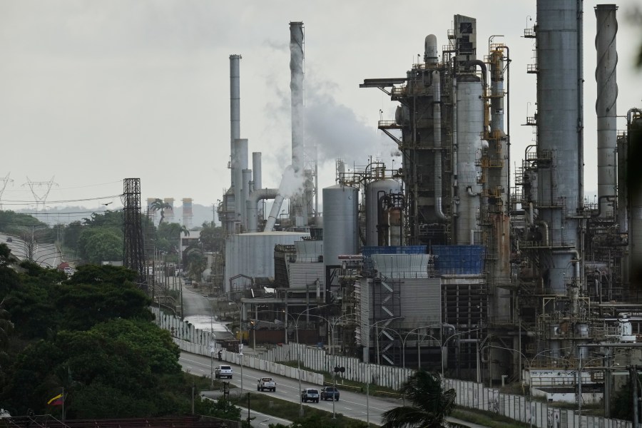 trump’s-plan-to-seize-and-revitalize-venezuela’s-oil-industry-faces-major-hurdles