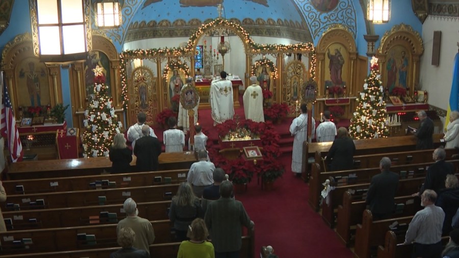 local-orthodox-christians-celebrate-christmas