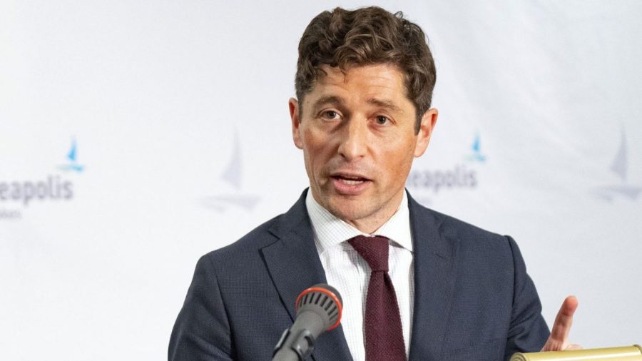 minneapolis-mayor-tells-ice-to-‘get-the-f—-out-of’-city