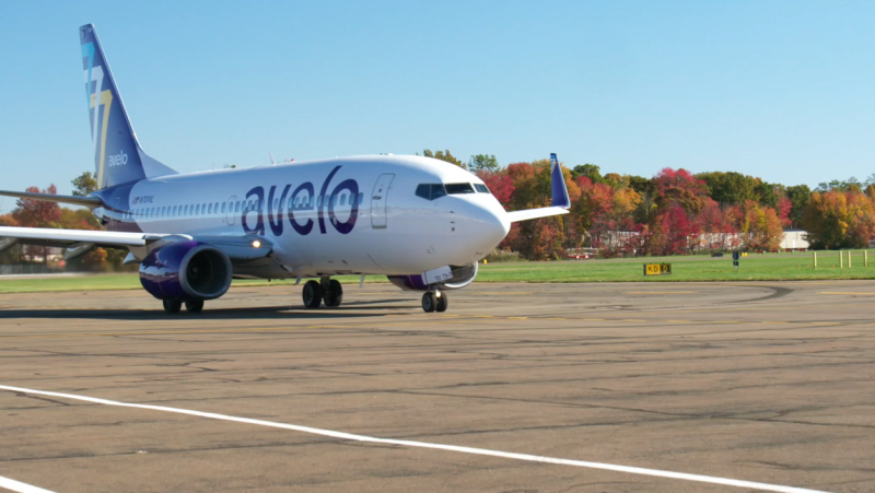 avelo-airlines-to-stop-deportation-flights-for-ice