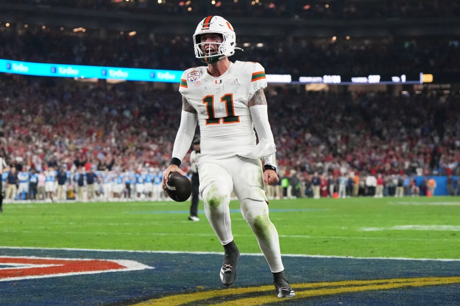 miami-tops-ole-miss-31-27,-advances-to-national-title-game