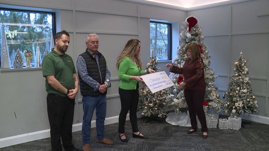 celebrity-bartender-event-raises-$28k-for-second-harvest