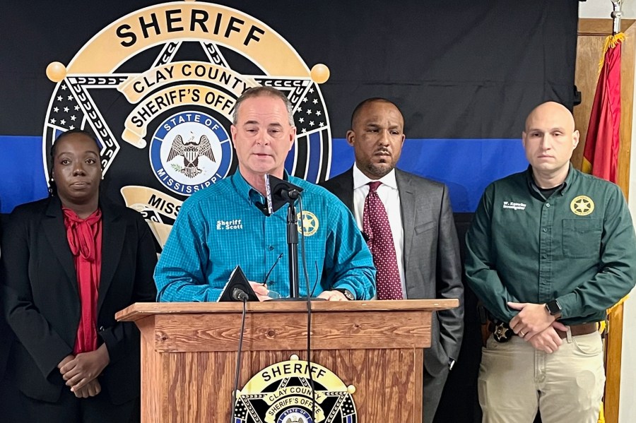 6-people-killed-in-mississippi-rampage,-including-7-year-old-girl.-suspect-charged-with-murder