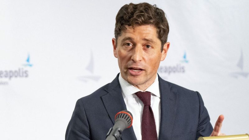 minneapolis-mayor:-trump-wants-us-to-‘take-the-bait’-on-agitators-at-protests