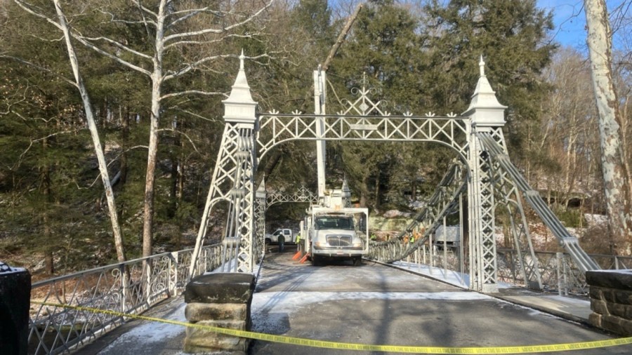 mill-creek-park’s-‘cinderella-bridge’-closed-due-to-fallen-tree