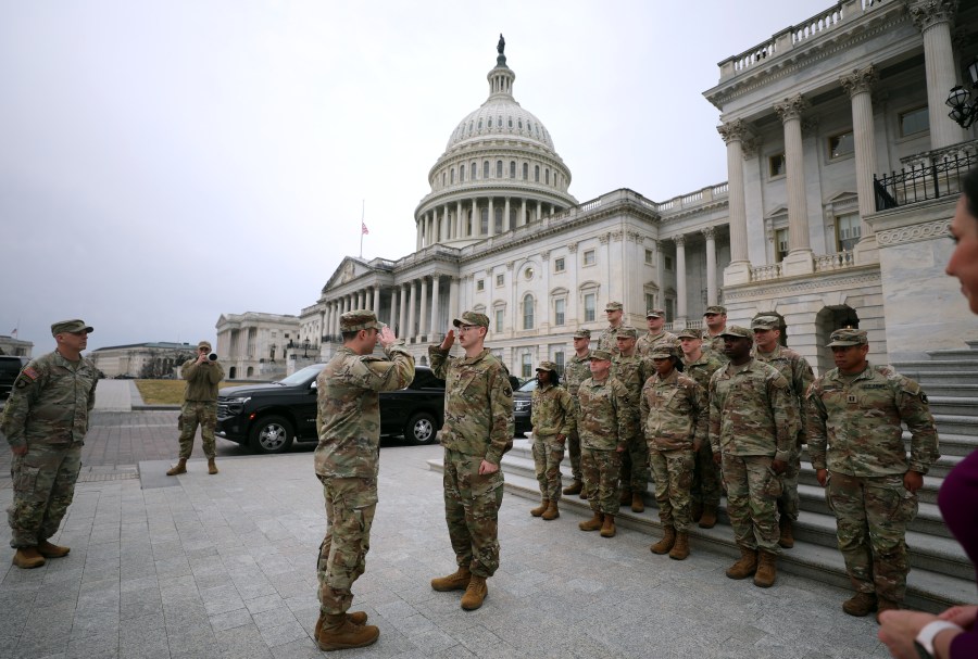 national-guard-troops-to-stay-on-washington,-dc,-streets-through-2026