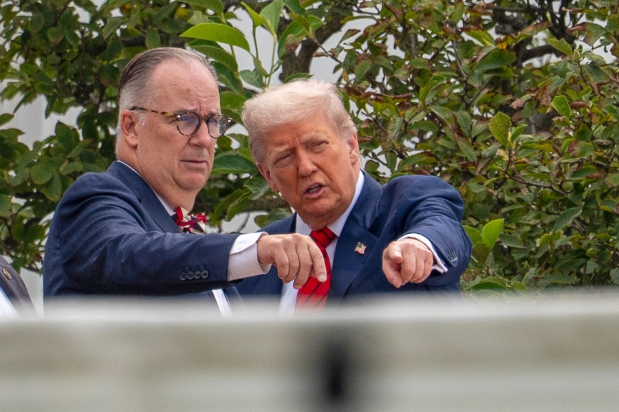 trump-quietly-appoints-4-members-to-commission-that-will-review-his-white-house-ballroom-plan