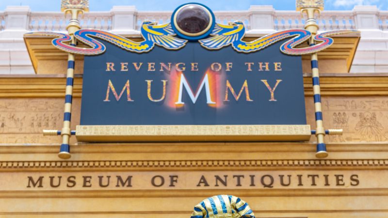 woman-dies-after-riding-revenge-of-the-mummy-at-universal,-report-says