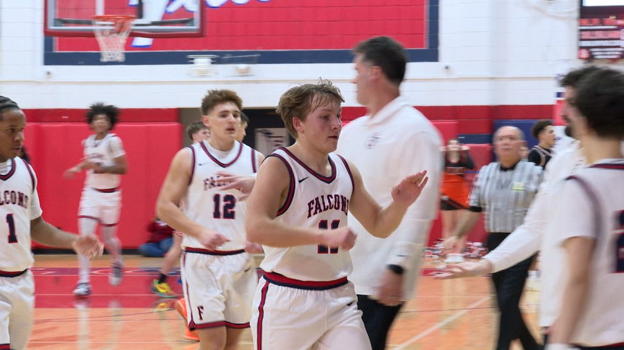 fitch-downs-howland-in-all-american-conference-matchup