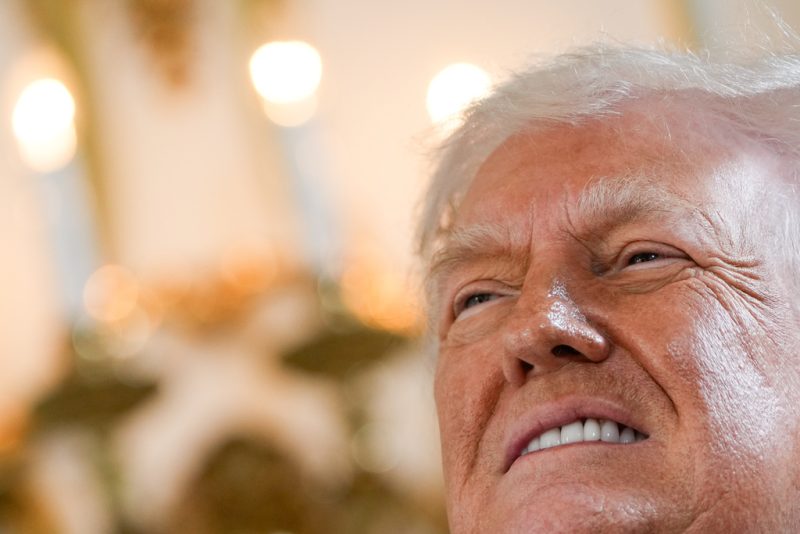 nearly-6-in-10-americans-believe-economy-is-weak-under-trump:-poll