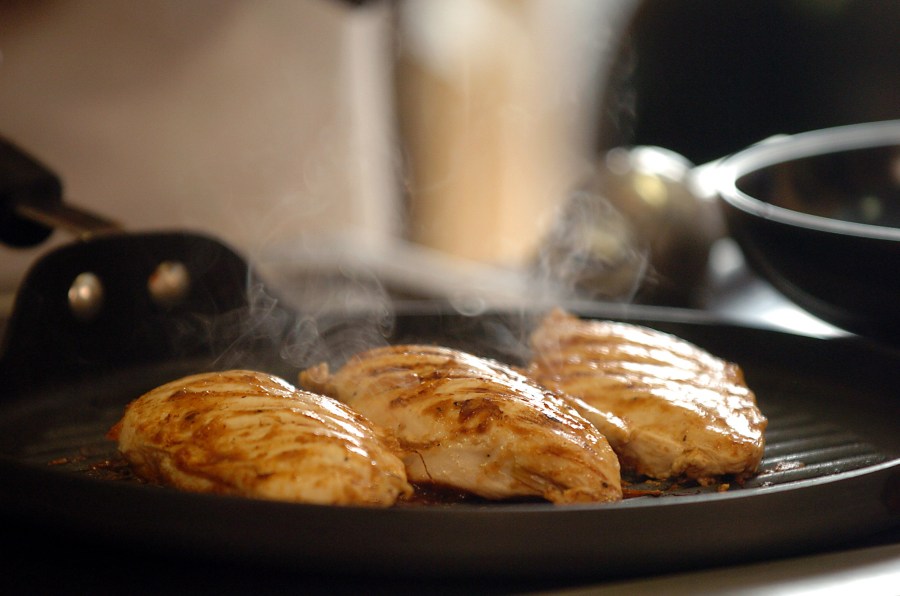 nearly-14k-pounds-of-pre-cooked-chicken-recalled-for-listeria-concerns