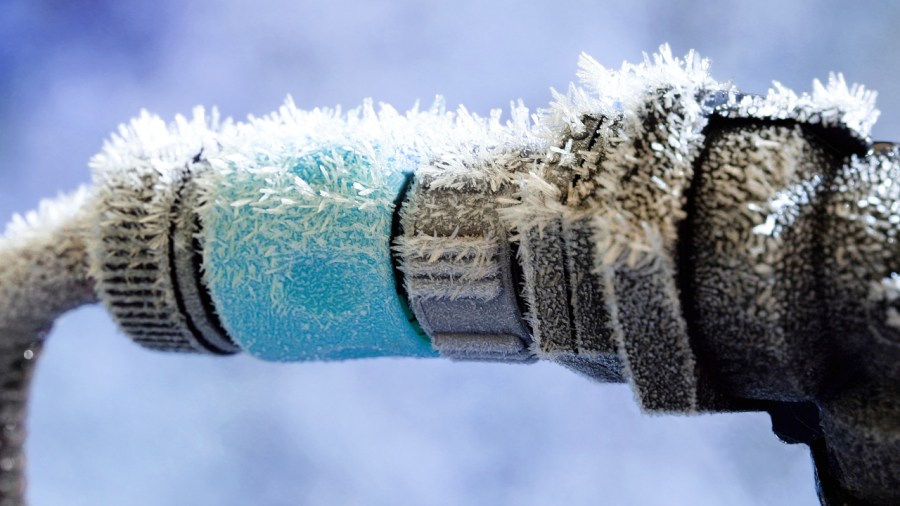 how-to-prevent-your-pipes-from-freezing