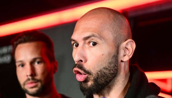 andrew-tate-&-other-alt-right-dweebs-caught-in-4k-vibing-to-kanye-west’s-“heil-hitler”-song