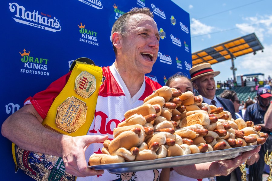 iconic-coney-island-hot-dog-hawker-nathan’s-famous-is-sold-for-$450-million