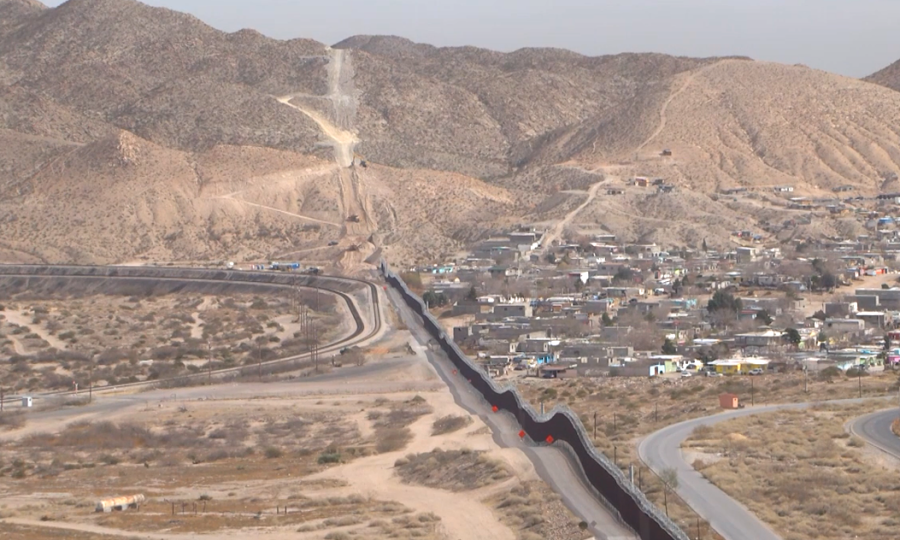 ‘smart’-border-wall-will-free-agents-to-focus-on-investigations