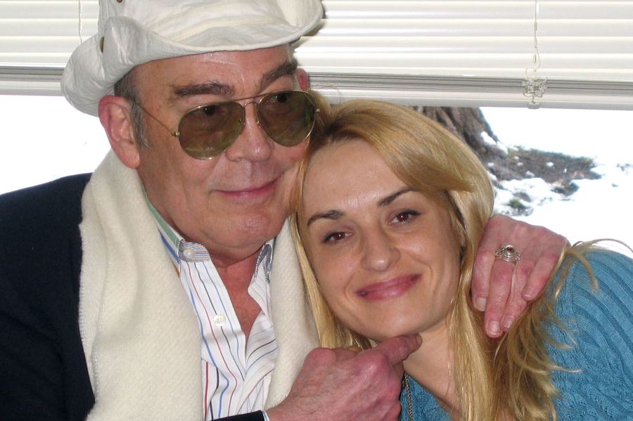review-confirms-journalist-hunter-s.-thompson’s-2005-death-was-a-suicide