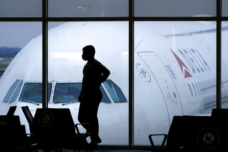 stranded-by-winter-weather?-here’s-what-airlines-owe-you