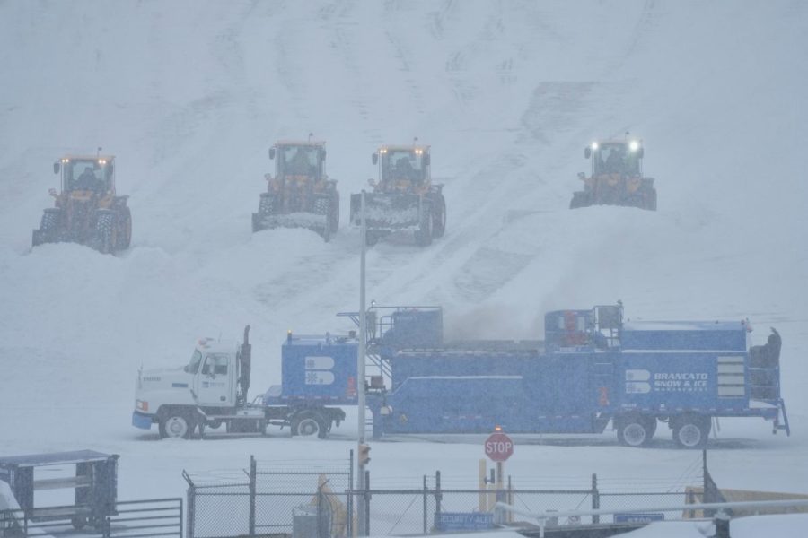 the-airports-hit-hardest-as-over-10,600-flights-canceled-due-to-winter-storm