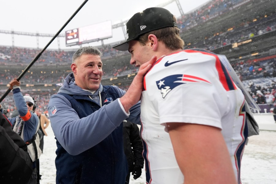 patriots-punch-ticket-to-12th-super-bowl-in-snowy-denver