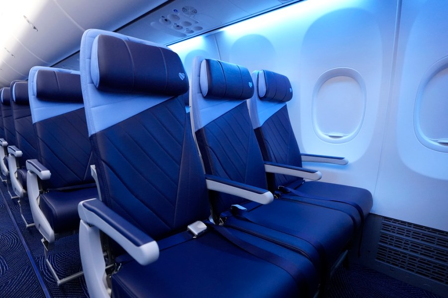 major-airline-officially-ends-longstanding-seat-policy:-‘everything-majorly-changes’