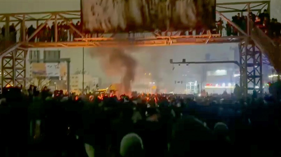 4-ways-trump-could-help-iranian-protesters-as-clashes-intensify