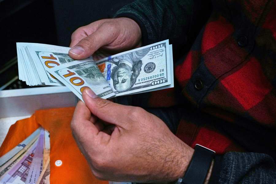 activists-say-iran’s-crackdown-has-killed-at-least-6,221-people,-as-the-country’s-currency-plunges