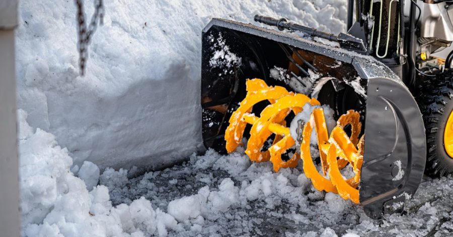 how-to-prevent-hand-injuries-while-using-a-snowblower