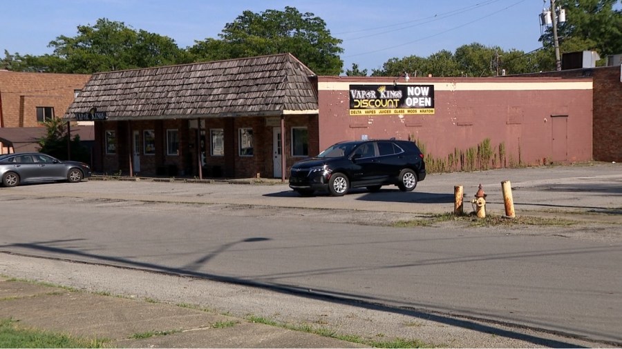 warren-vape-store-robbery-‘getaway-driver’-enters-plea