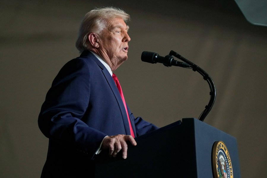 trump-visits-iowa-trying-to-focus-on-affordability-during-fallout-over-shooting-in-minneapolis