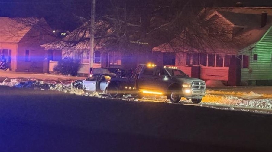 tow-truck-driver-struck,-taken-to-hospital