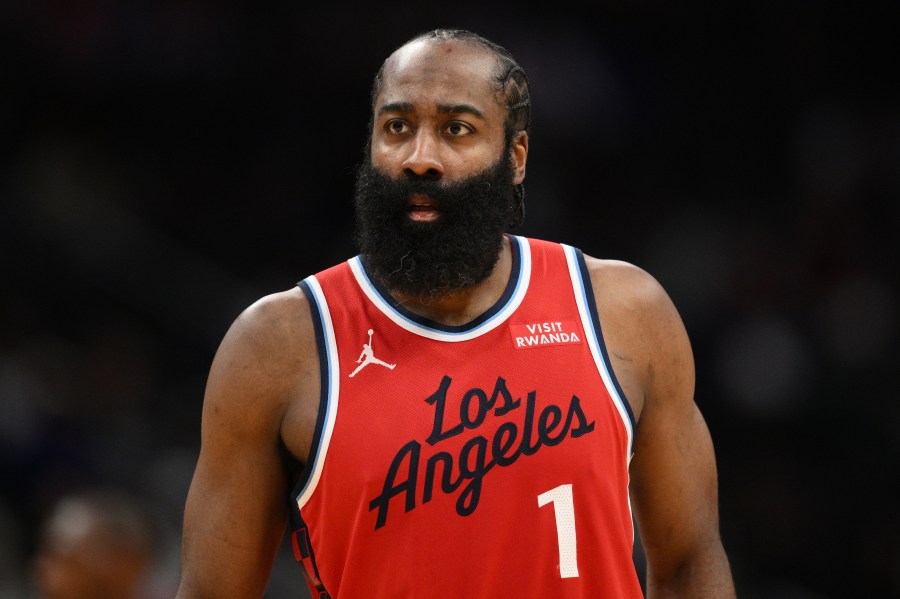 report:-cavs-land-11-time-all-star-in-blockbuster-trade