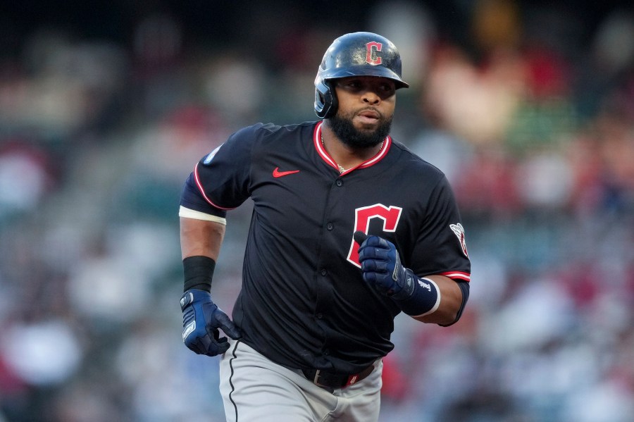 report:-former-guardians-slugger-signs-with-new-team