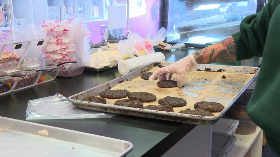 one-hot-cookie-closes-one-location,-opens-another