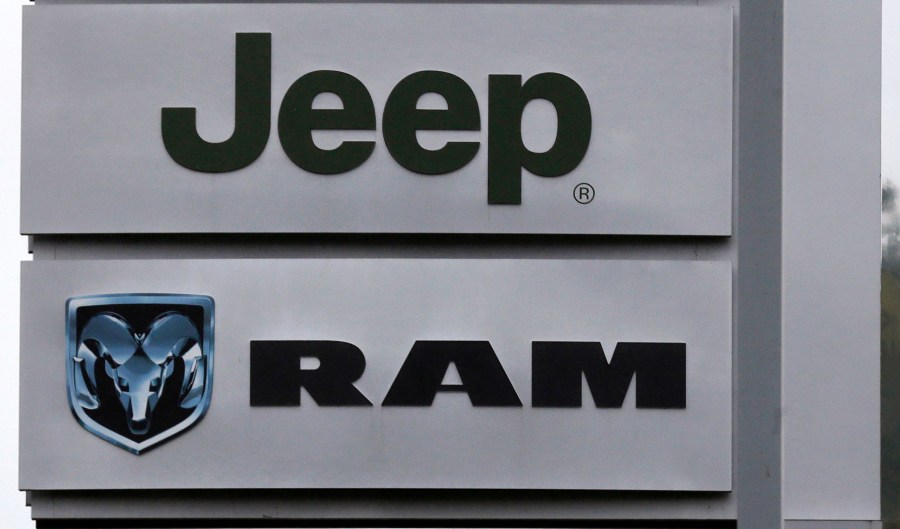 over-450,000-jeep-and-ram-model-vehicles-recalled