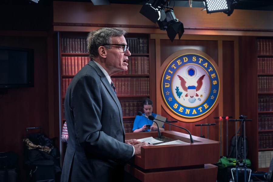 republicans-reject-complaint-about-gabbard-as-democrats-question-time-it-took-to-see-it