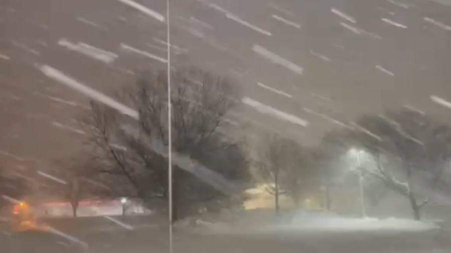 watch:-snowsquall-slams-youngstown-friday-night